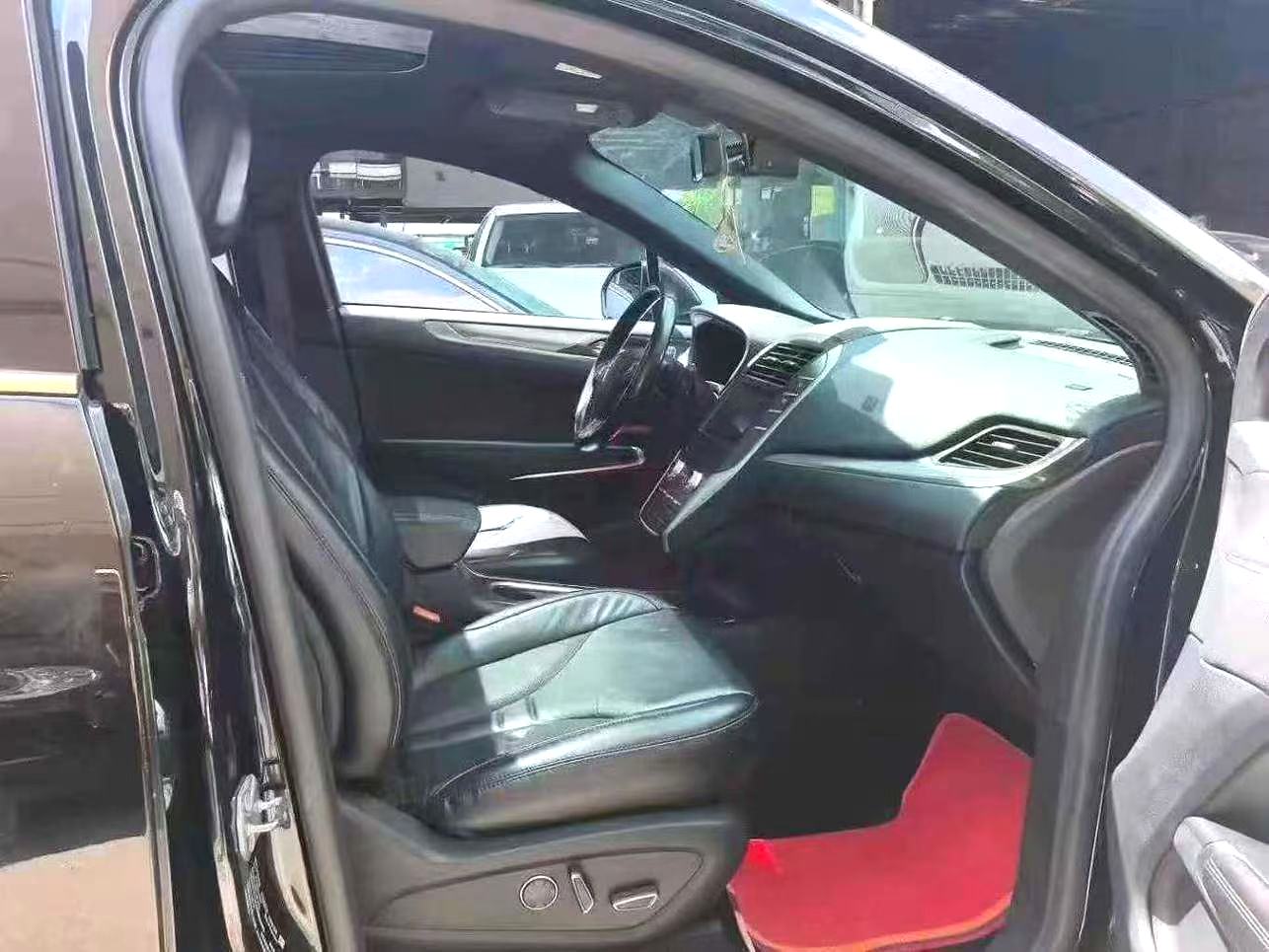 Lincoln MKC (Imported) 2019 MKC 2.0T 2WD Premium Automatic