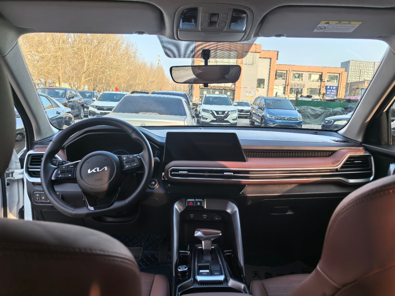 Kia Sportage 2021 центральная панель