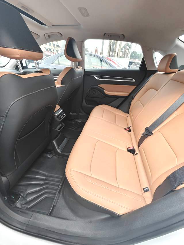 Geely 2025 Emgrand Sedan 1.5L CVT Flagship Automatic