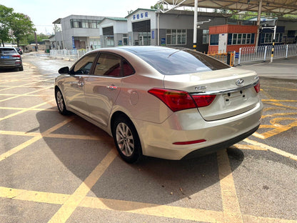 现代 2014款 名图 1.8 GLS 智能版 自动挡