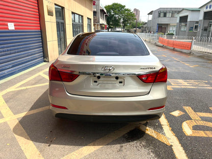 现代 2014款 名图 1.8 GLS 智能版 自动挡