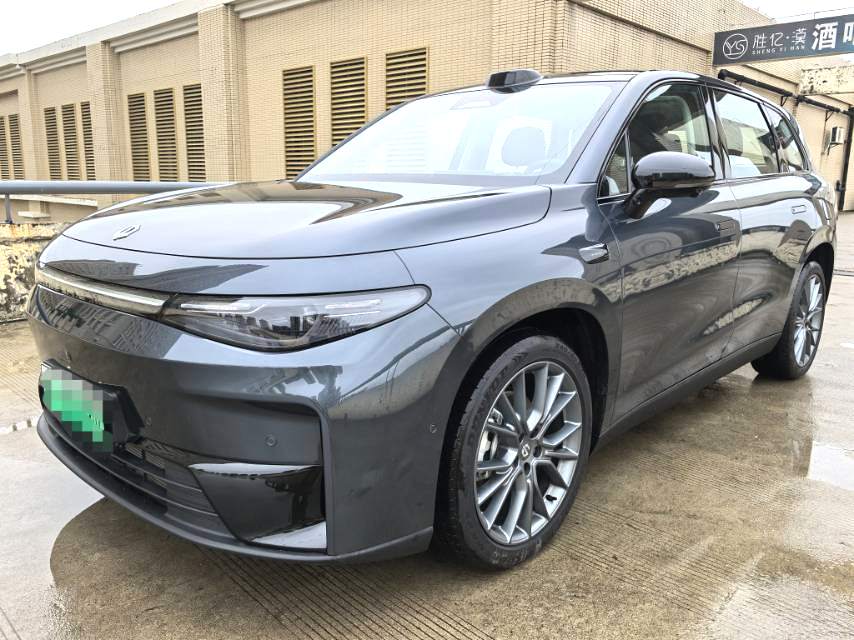 零跑 2024款 C10 210 智驾版 自动挡