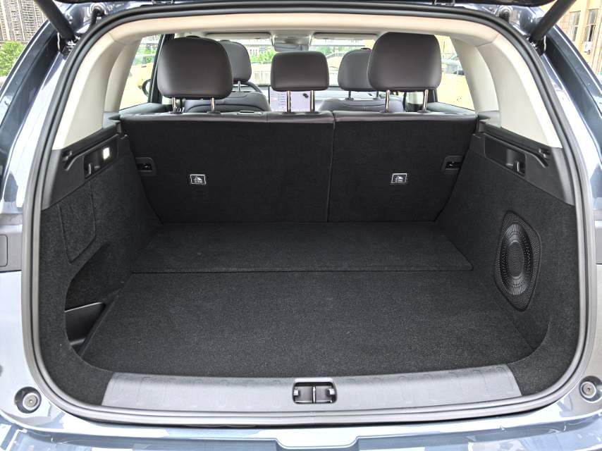 零跑 2024款 C10 210 智驾版 自动挡