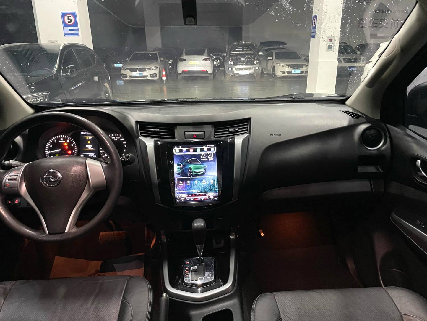 Nissan Terra 2.5 2WD Luxury Automatic 2018 года выпуска