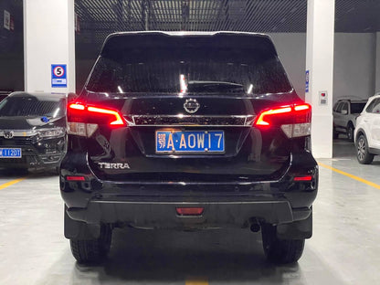 Nissan Terra 2.5 2WD Luxury Automatic 2018 года выпуска