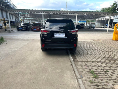 丰田 2017款 汉兰达 2.0T 两驱豪华导航版7座 自动挡