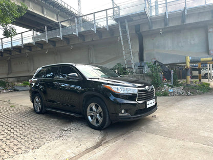 丰田 2017款 汉兰达 2.0T 两驱豪华导航版7座 自动挡