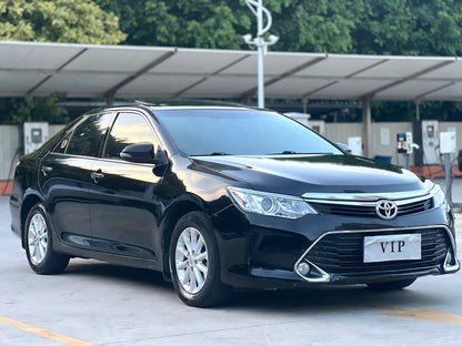 Toyota Camry 2.0E 10th Anniversary Elite Edition 2016 года с автоматической коробкой передач