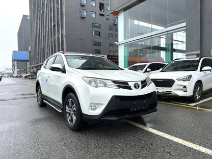 Toyota RAV4 2.0 CVT 2WD Urban Edition 2015 года, автоматическая коробка передач