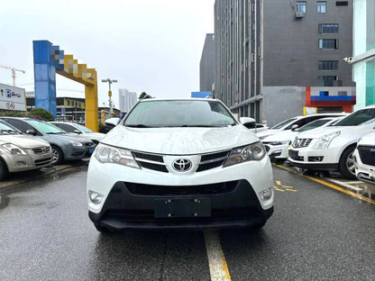 Toyota RAV4 2.0 CVT 2WD Urban Edition 2015 года, автоматическая коробка передач