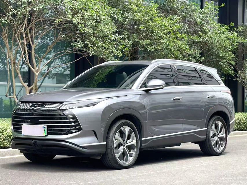 比亚迪 2023款 护卫舰07 DM-i 1.5T 无级 100KM 旗舰型 自动挡