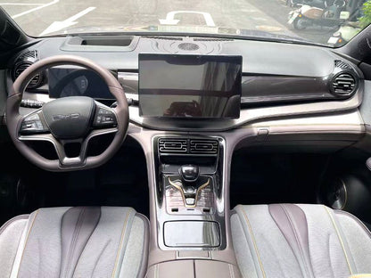 比亚迪 2023款 护卫舰07 DM-i 1.5T 无级 100KM 旗舰型 自动挡