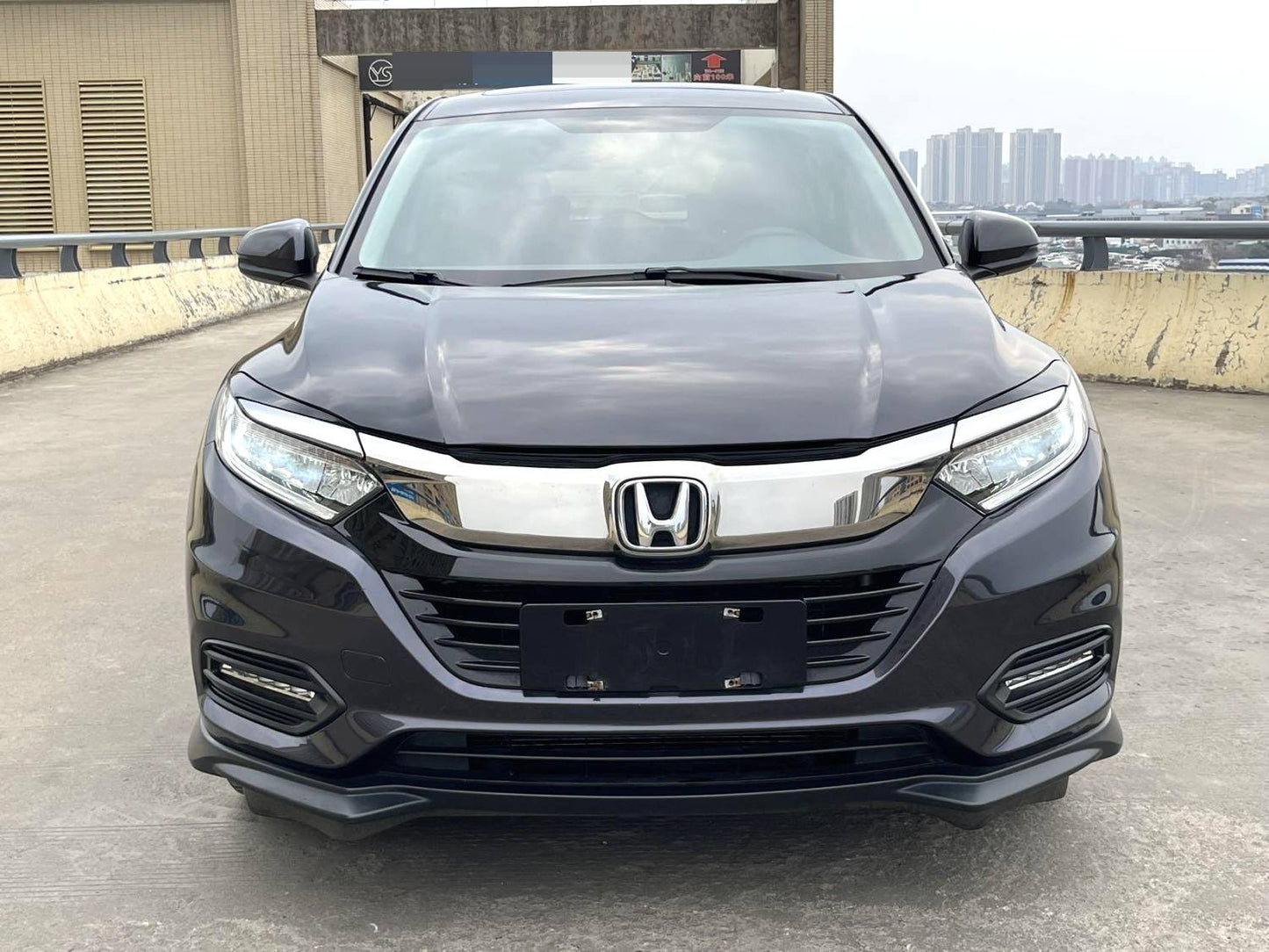 Honda Vezel 1.5 CVT Luxury 2020 года с автоматической коробкой передач