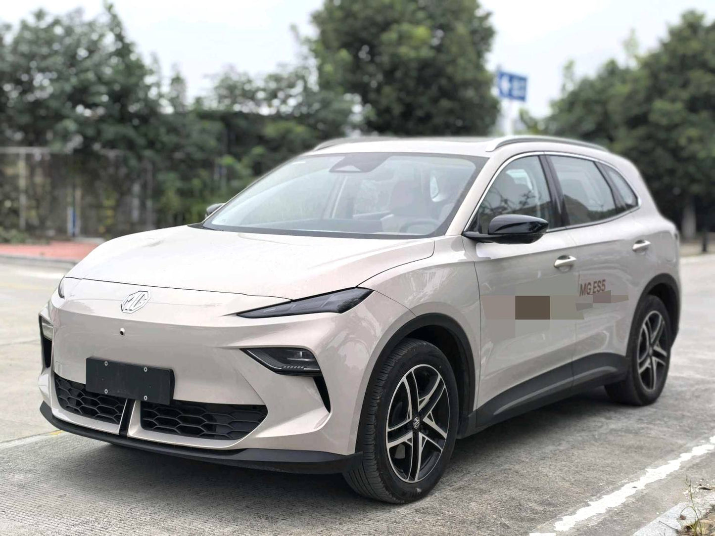 2025 MG ES5 525max Rear-Wheel Drive Intelligent Driving Edition Automatic