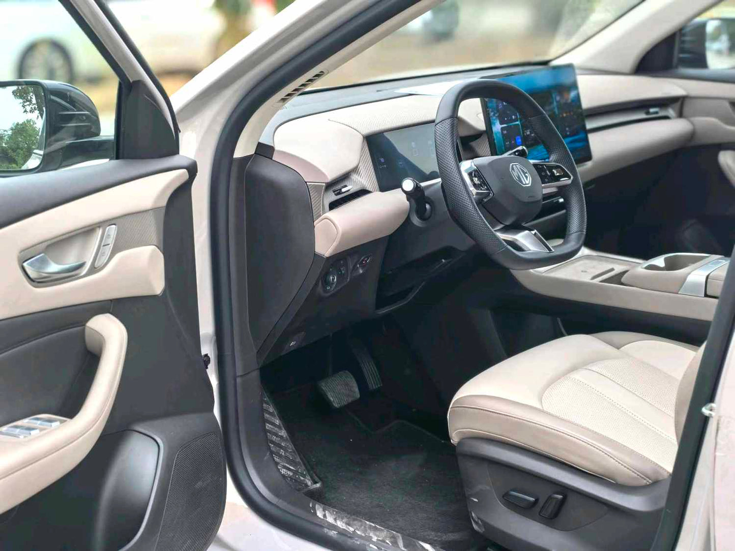 2025 MG ES5 525max Rear-Wheel Drive Intelligent Driving Edition Automatic