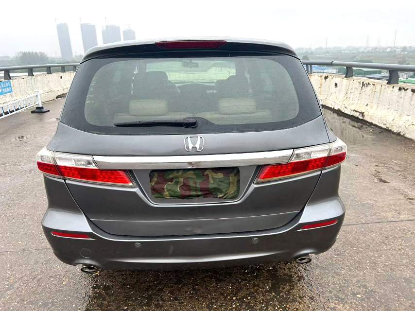 本田 2013款 奥德赛 2.4 豪华版 自动挡