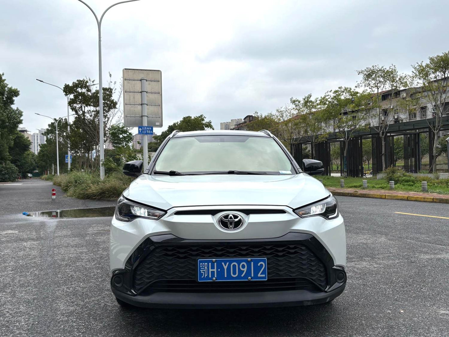 2023 Toyota Land Cruiser Viloran 2.0 CVT Elite Edition Automatic