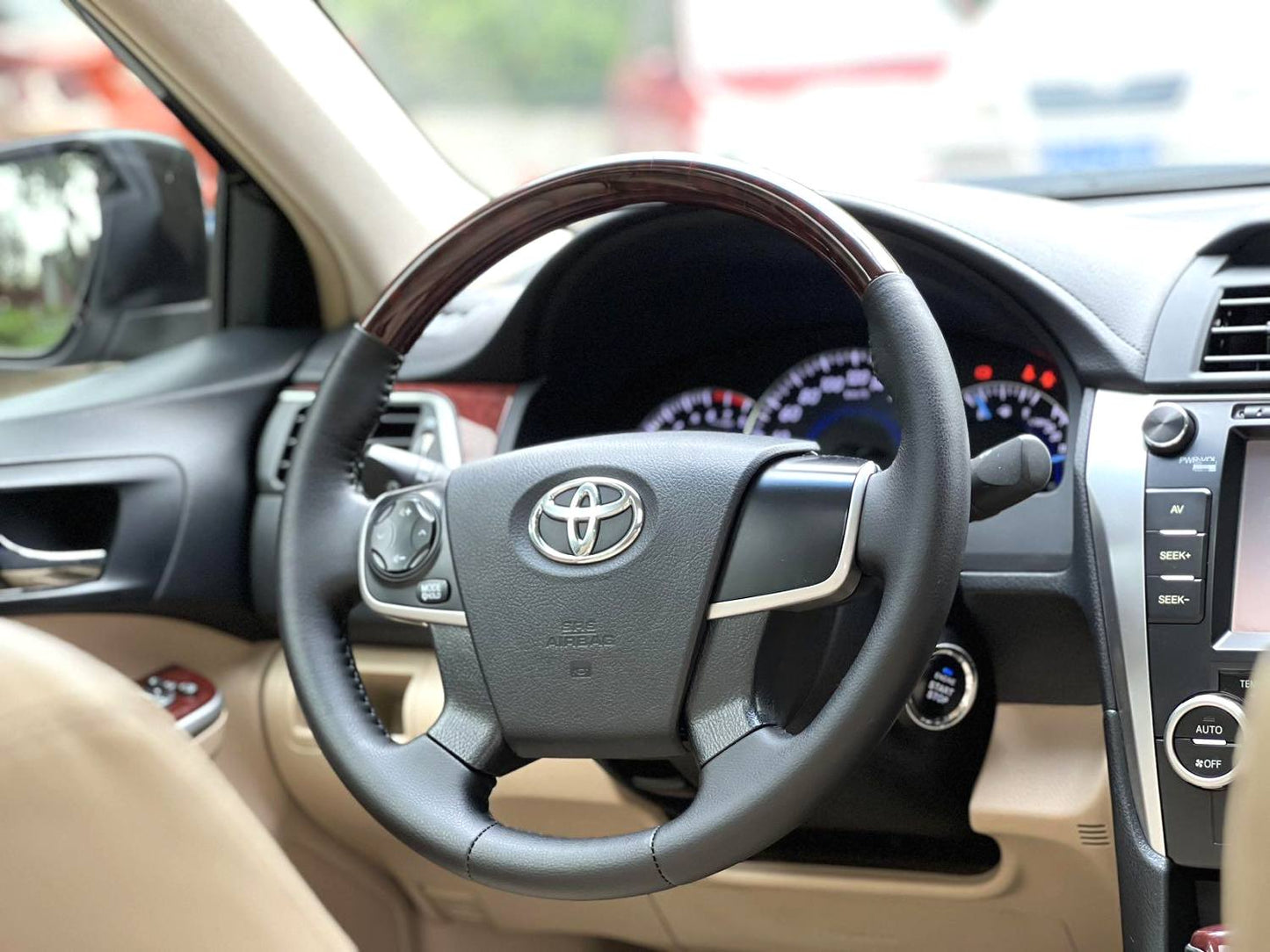 Toyota Camry 2.0 G Comfort Edition 2013 года, автоматическая коробка передач