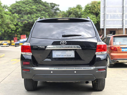 Toyota Highlander 2012 года выпуска, 2.7, 2WD, 7-местный, автоматическая коробка передач класса люкс