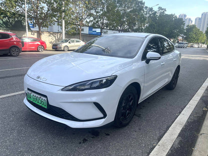 比亚迪 2023款 护卫舰07 DM-i 1.5T无级 205KM 尊贵型 自动挡