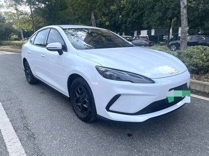 比亚迪 2023款 护卫舰07 DM-i 1.5T无级 205KM 尊贵型 自动挡