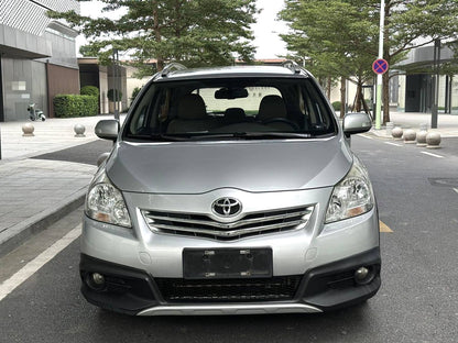 Toyota Verso 2015 1.8 CVT 180E кроссовер автомат