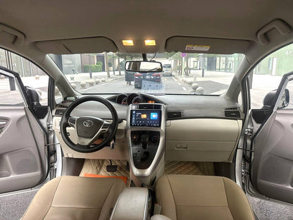 Toyota Verso 2015 1.8 CVT 180E кроссовер автомат