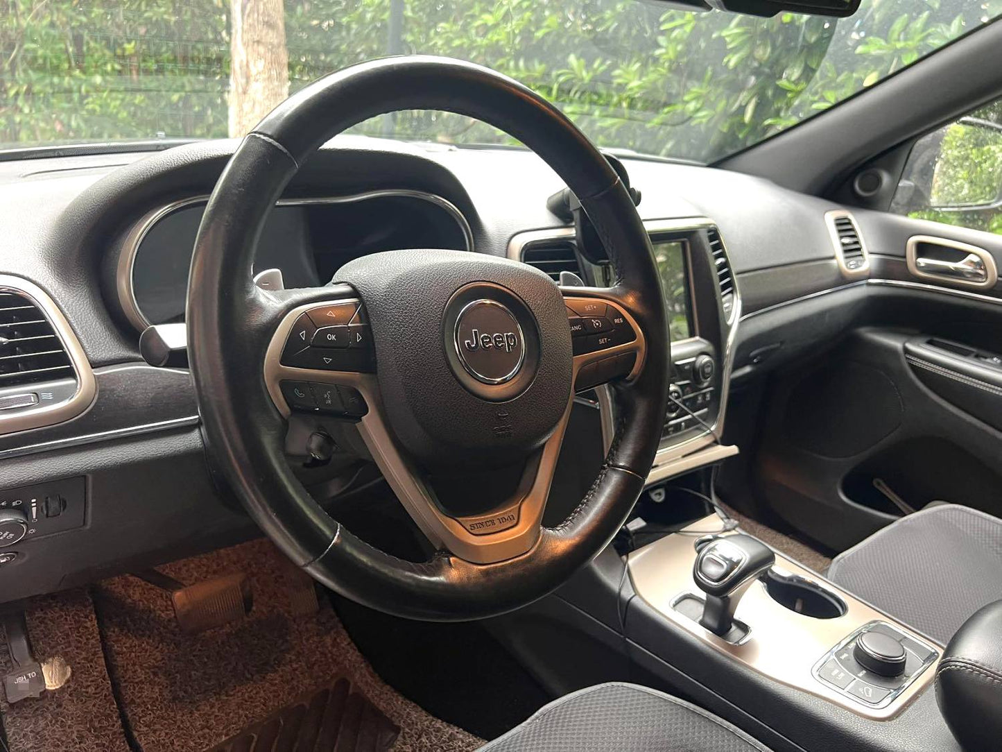 Jeep Grand Cherokee 2015 года (импортированный) 3.0 Comfort Navigation Edition Automatic