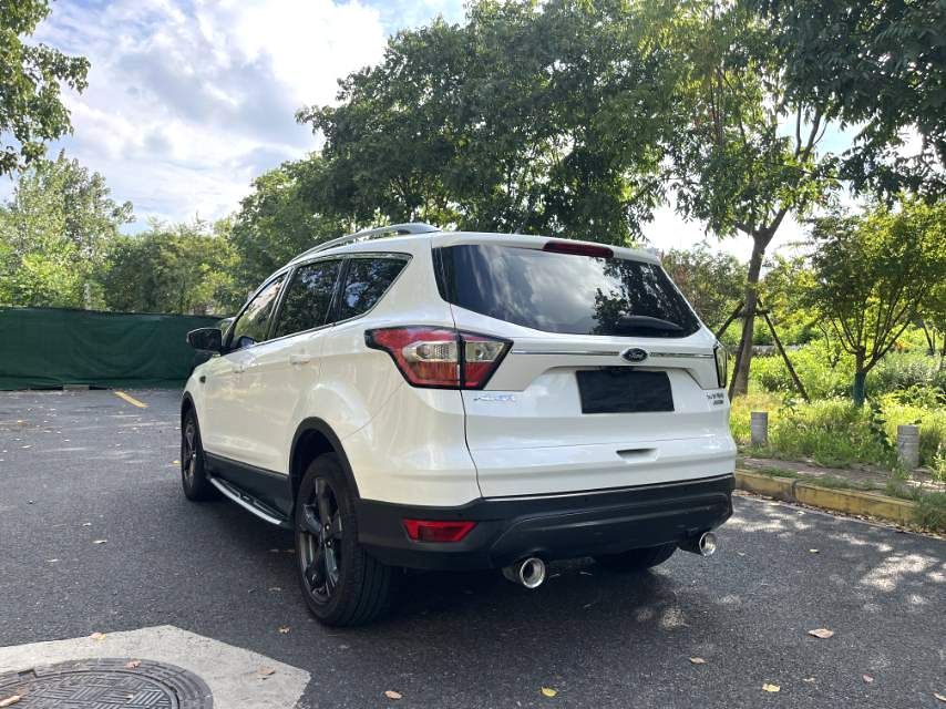 福特 2019款 翼虎 2.0T EcoBoost 245四驱豪翼型 自动挡