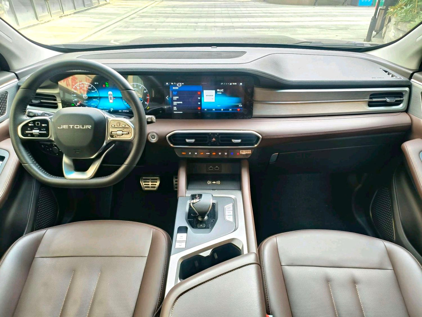 Jetour 2021 X90 PLUS 1.6TD Manor 7-местный АКПП