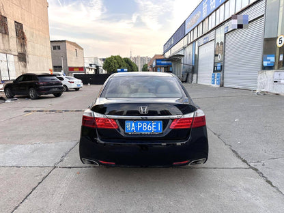 Honda Accord 2.0L CVT LX Comfort Edition Automatic (9-го поколения) 2015 года выпуска