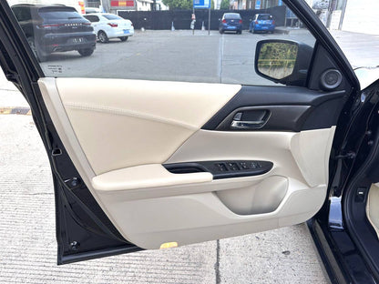 Honda Accord 2.0L CVT LX Comfort Edition Automatic (9-го поколения) 2015 года выпуска