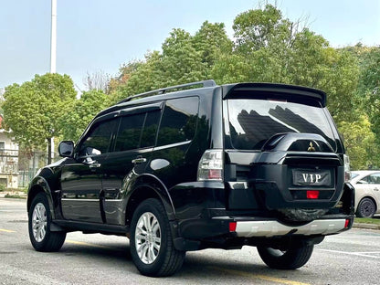 三菱 帕杰罗(进口) 2018款 帕杰罗 3.8GLS天窗 双差 自动挡
