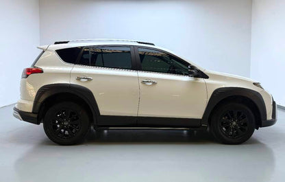 丰田 2019款 RAV4荣放 2.0 无级 两驱风尚X限量版 自动挡