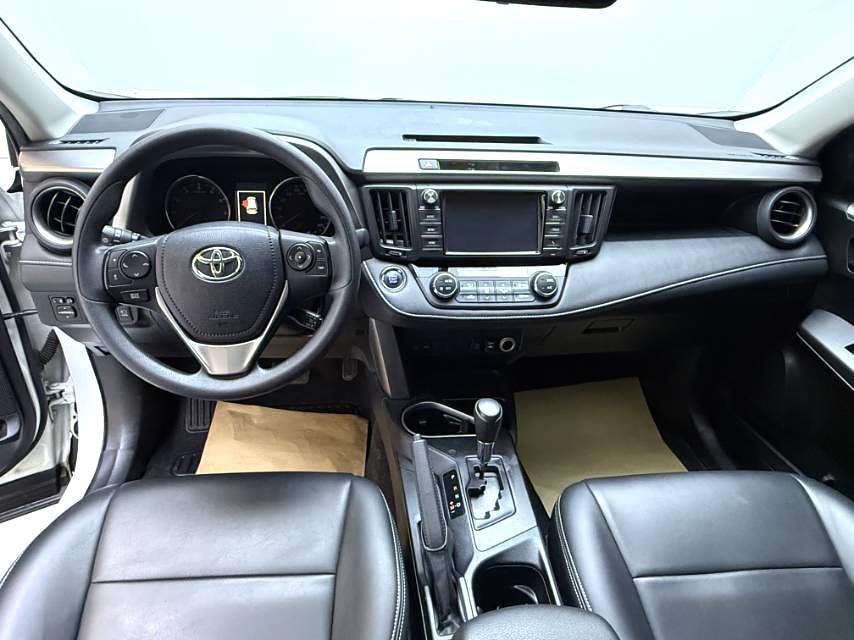 丰田 2019款 RAV4荣放 2.0 无级 两驱风尚X限量版 自动挡