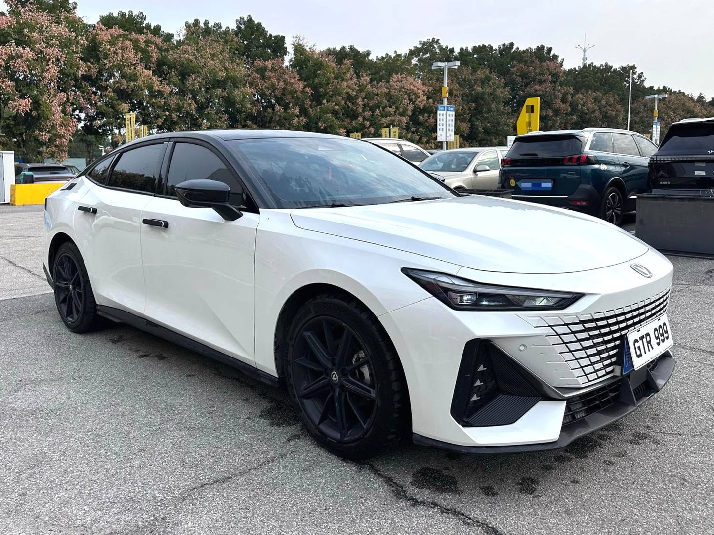 Changan 2023 UNI-V 1.5T Premium Automatic