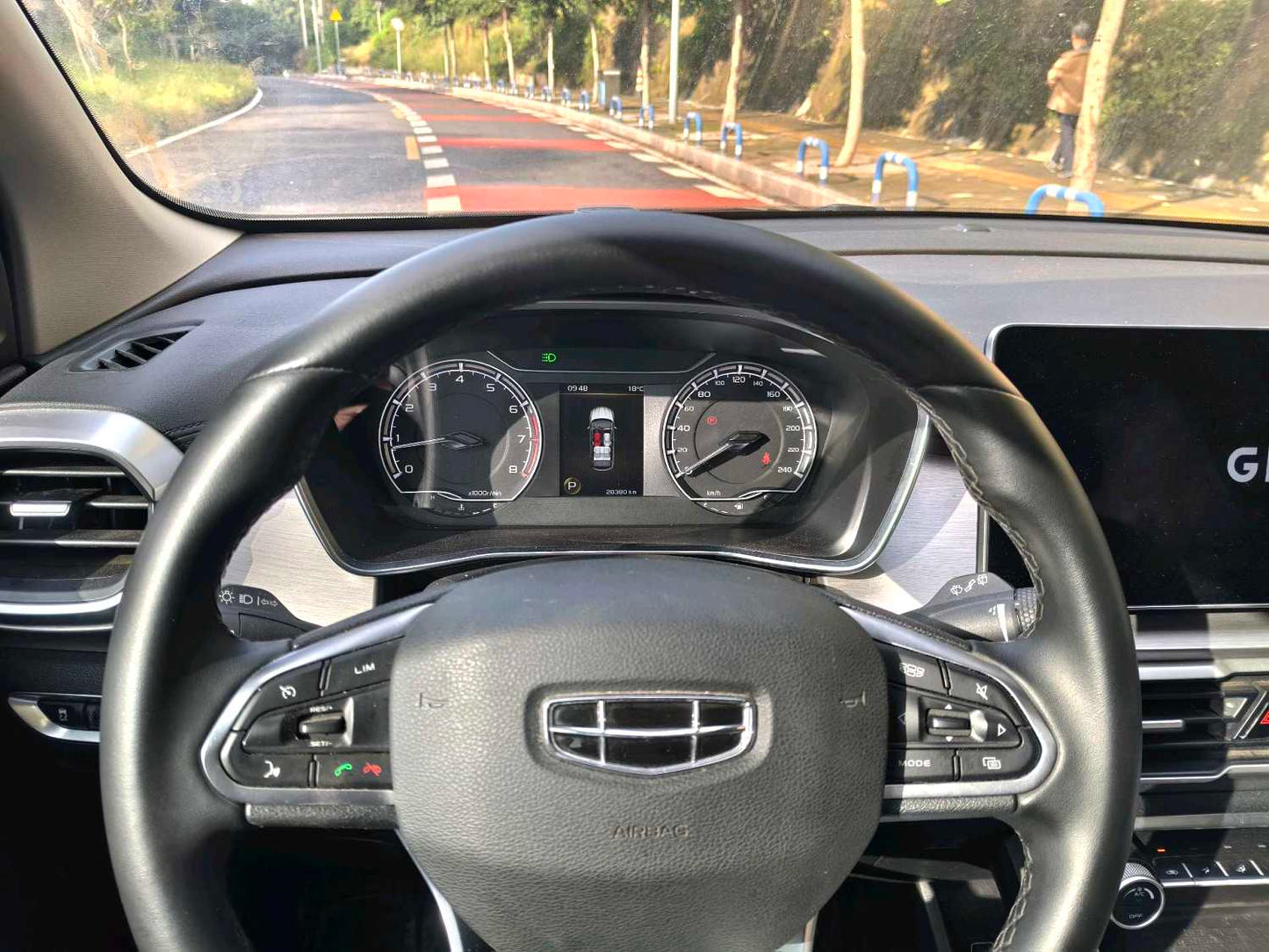 吉利 2021款 缤越 1.4T 钻石版 自动挡