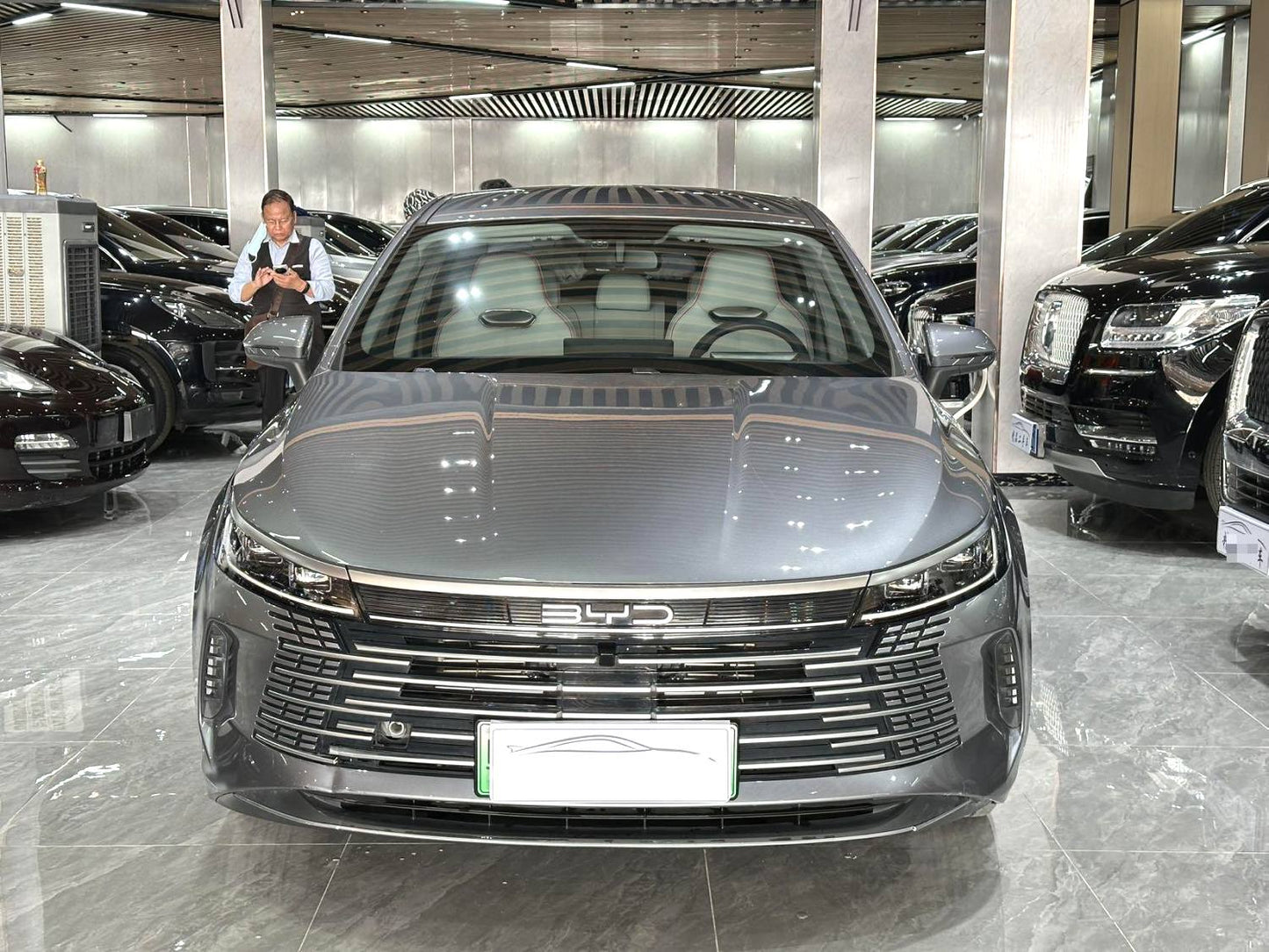 比亚迪 2023款 驱逐舰05 DM-i 1.5 无级55KM 冠军版 豪华型 自动挡