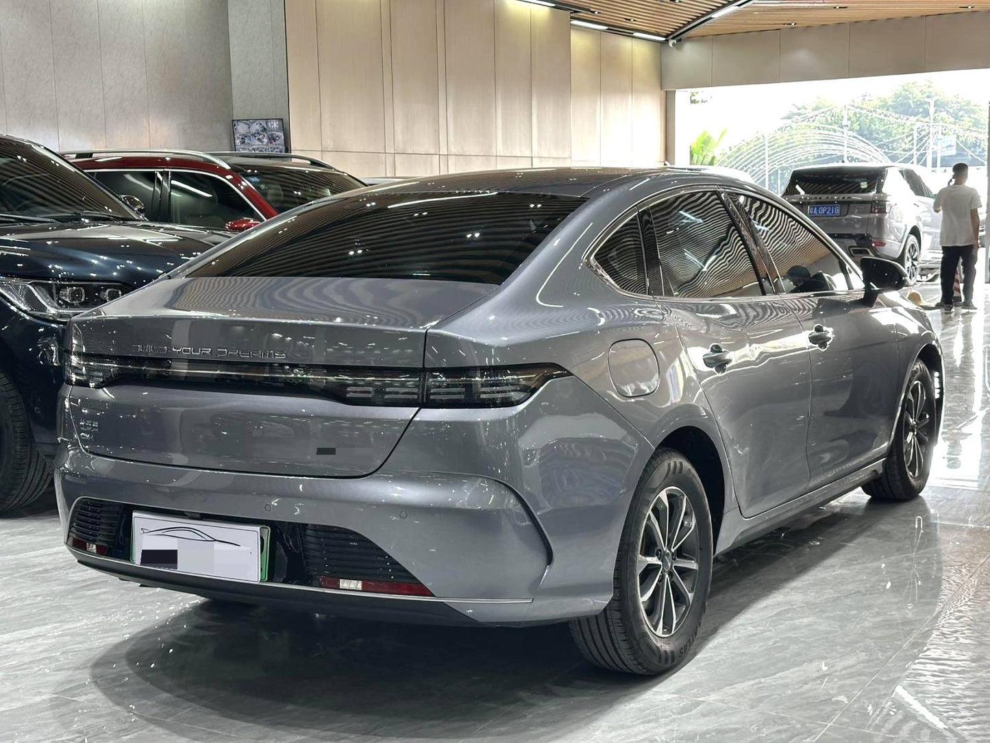 比亚迪 2023款 驱逐舰05 DM-i 1.5 无级55KM 冠军版 豪华型 自动挡