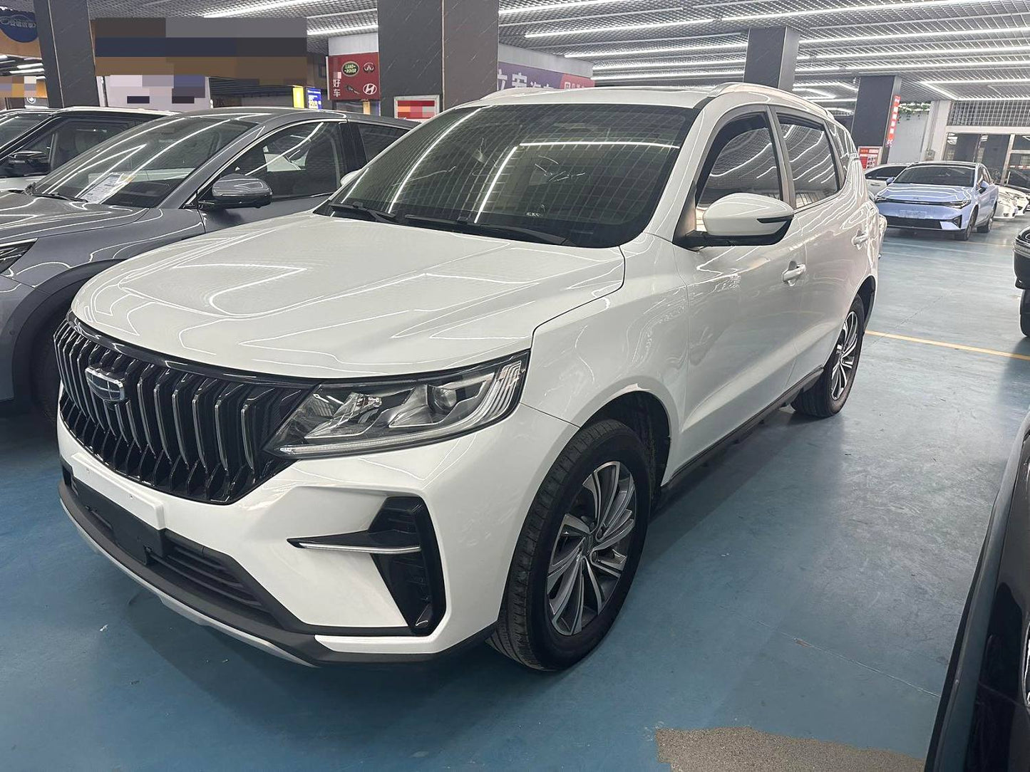 吉利 远景SUV(X6) 2021款 远景X6 Pro1.4T 尊贵型 自动挡