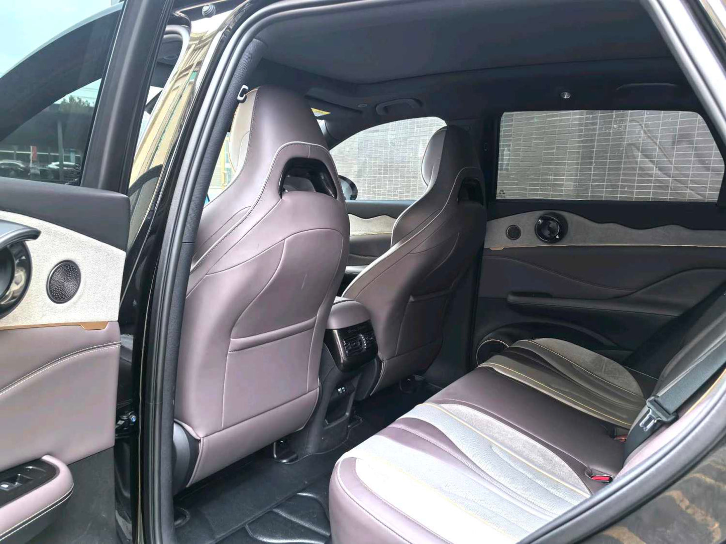 比亚迪 2023款 护卫舰07 DM-i 1.5T无级 205KM 尊贵型 自动挡