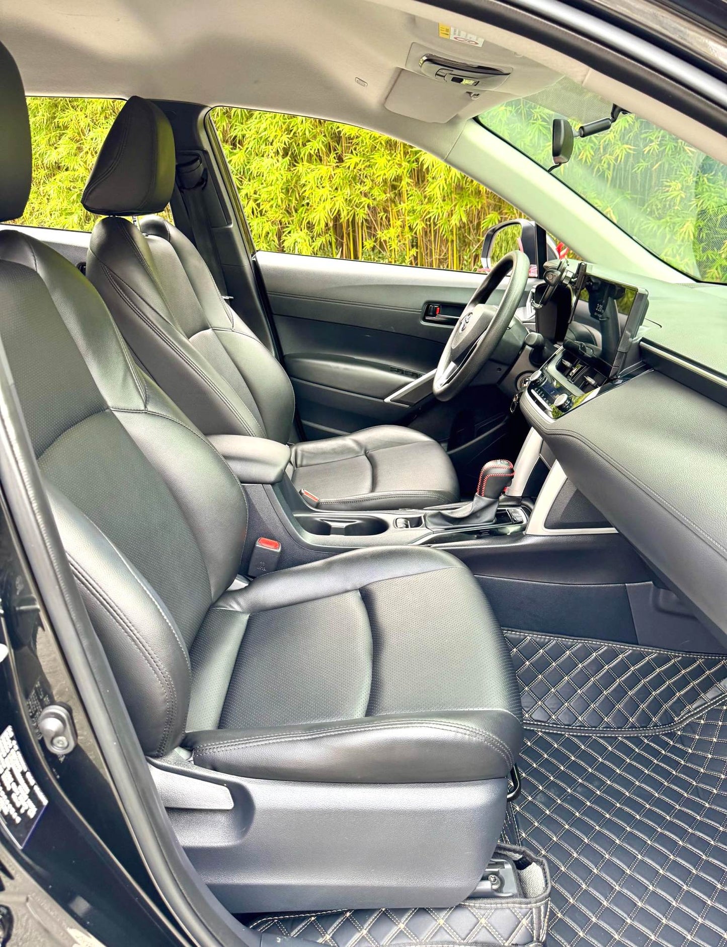 丰田 2023款 锋兰达 2.0 无级 精英版 自动挡