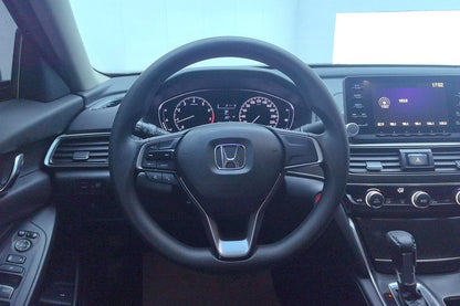 本田 2018款 第十代雅阁 1.5T 无级230TURBO 舒适版 自动挡