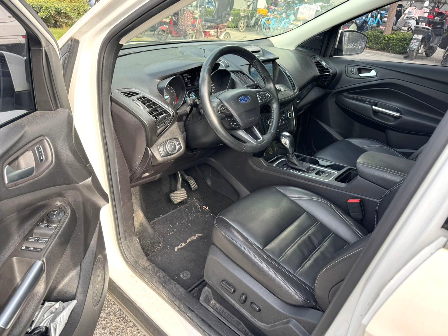 福特 2018款 翼虎 1.5T EcoBoost 180两驱豪翼型 自动挡