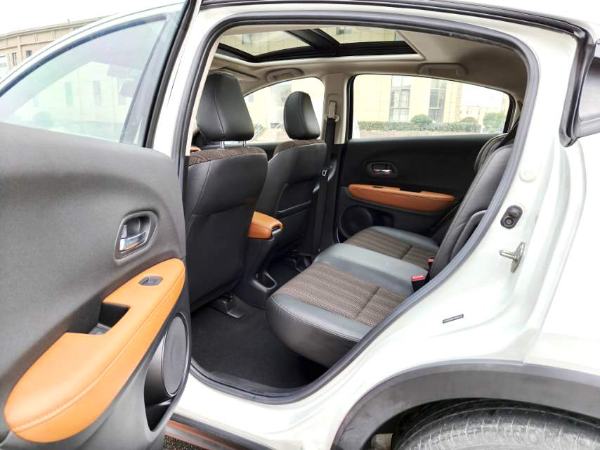 2017 Honda Vezel 1.8 CVT Pioneer Edition Automatic