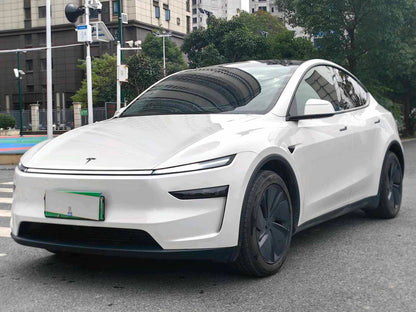 Tesla 2025 Model Y Rear-Wheel Drive Automatic