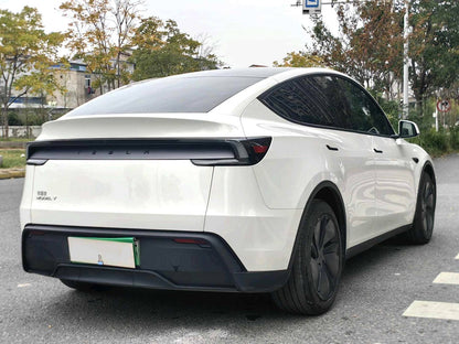 Tesla 2025 Model Y Rear-Wheel Drive Automatic
