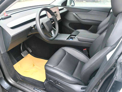 Tesla 2025 Model Y Rear-Wheel Drive Automatic