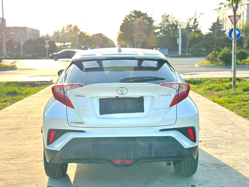 2018 Toyota C-HR 2.0 CVT Sportage with Sunroof Automatic Transmission