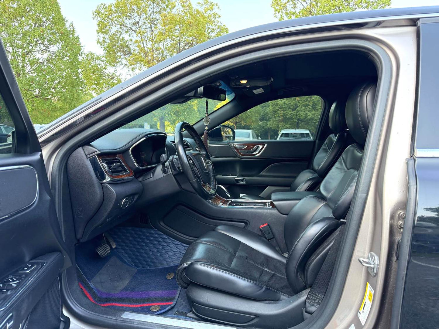 林肯 大陆(进口) 2018款 大陆 2.0T 两驱尊享版 自动挡